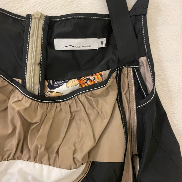 Alejandro de miguel dress. Bought in Spain. Size 40 so size 8 - Picture 3 of 5